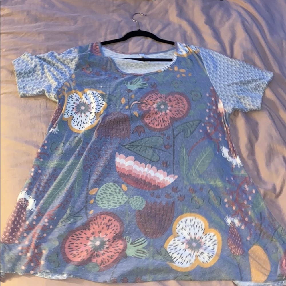 Patterned Flow-y Tee